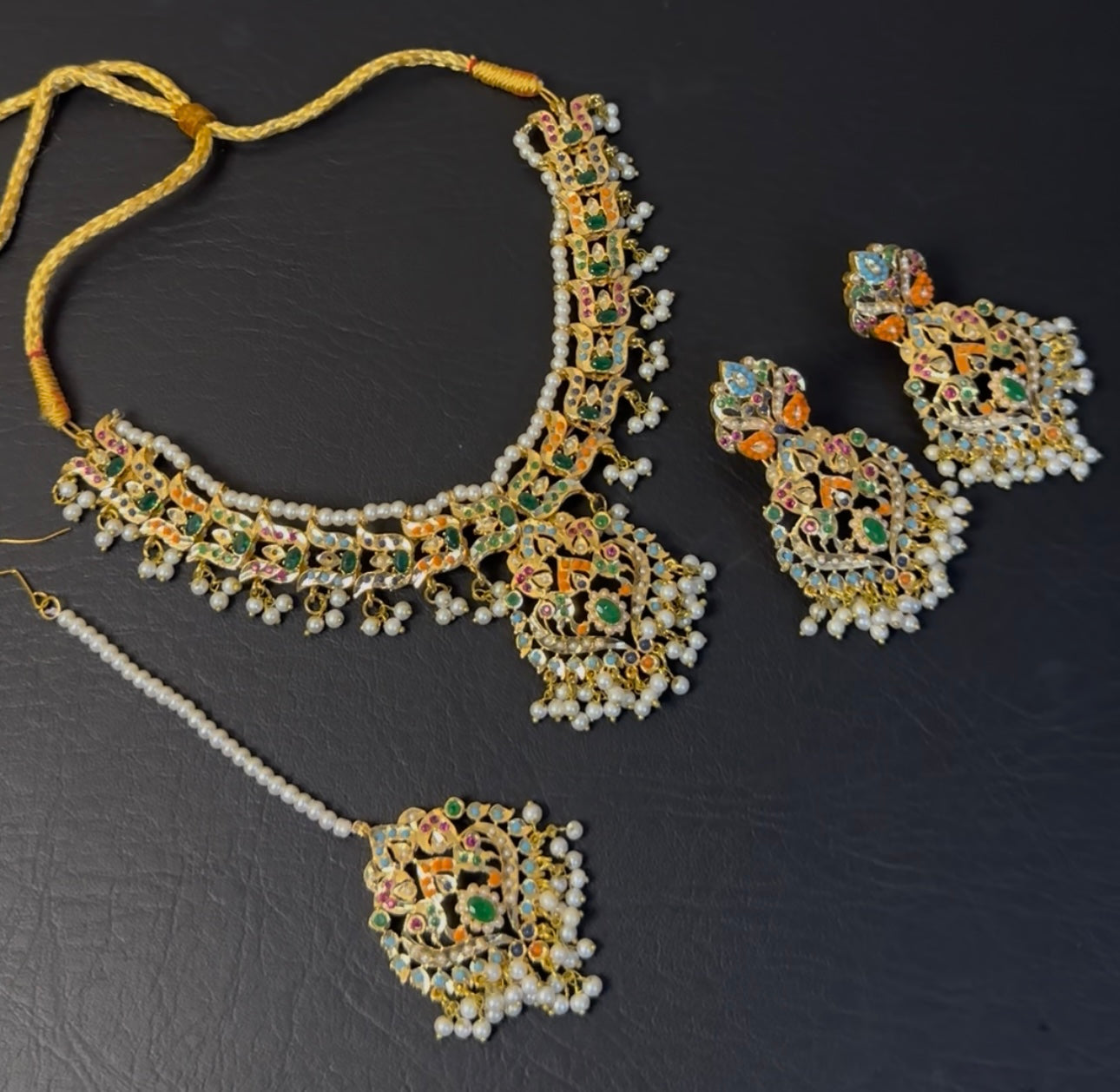NAURATAN Necklace Set ✨