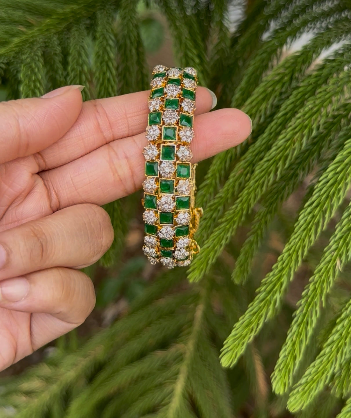 Openable doublet stone Bangle
