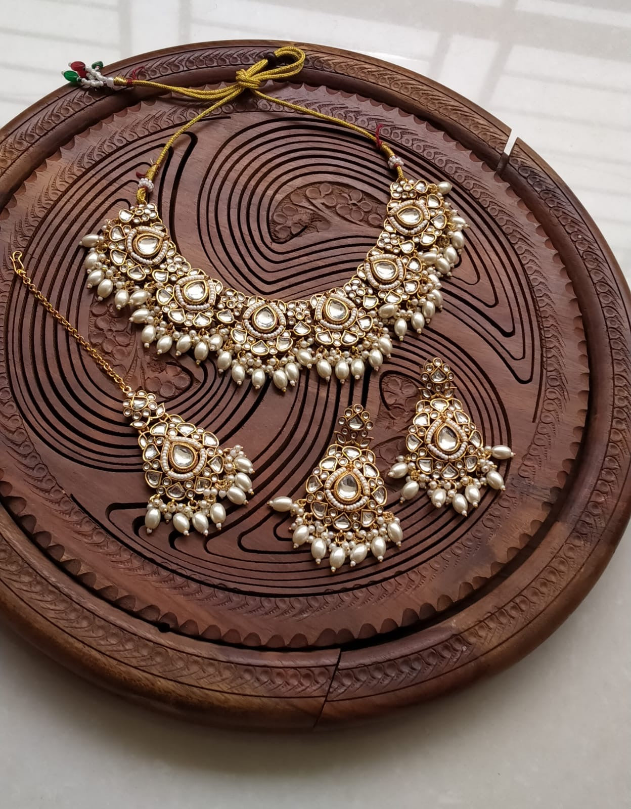 Indian KUNDAN Necklace Set With Tika and Earrings ✨