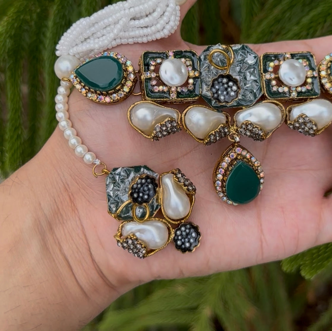 Mother Pearl With Turkish and Doublet Stone Chokar Set