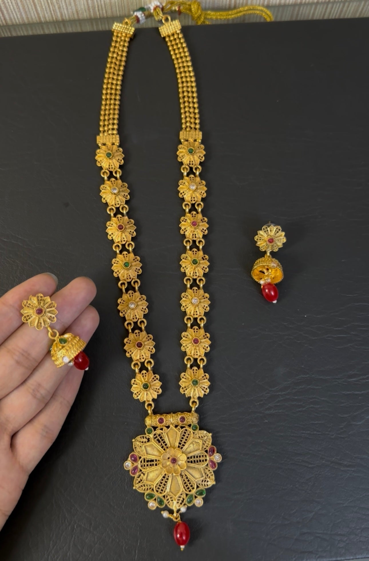 South Indian Rajwari MAALA with Earrings