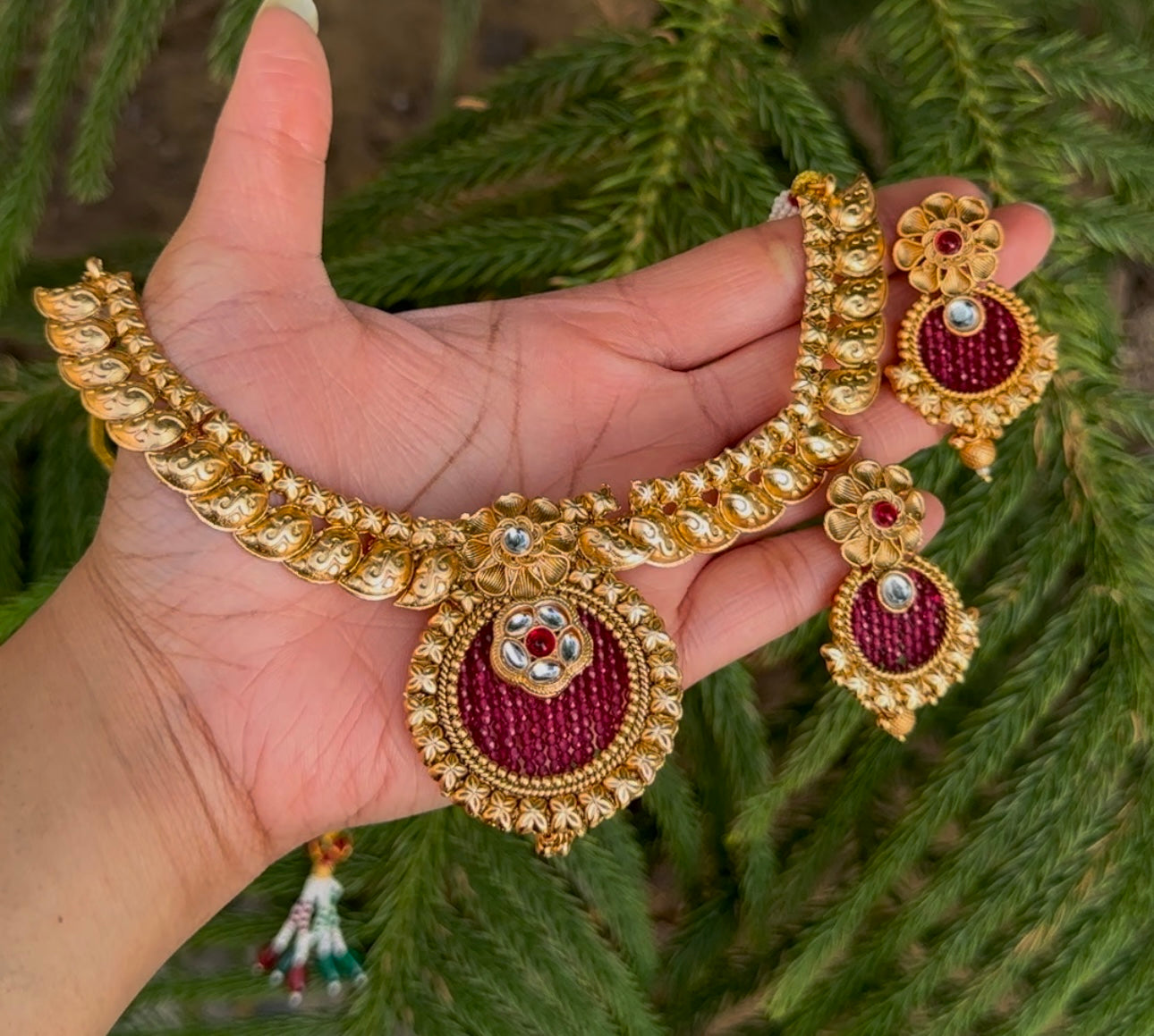 SOUTH INDIAN NECKLACE SET