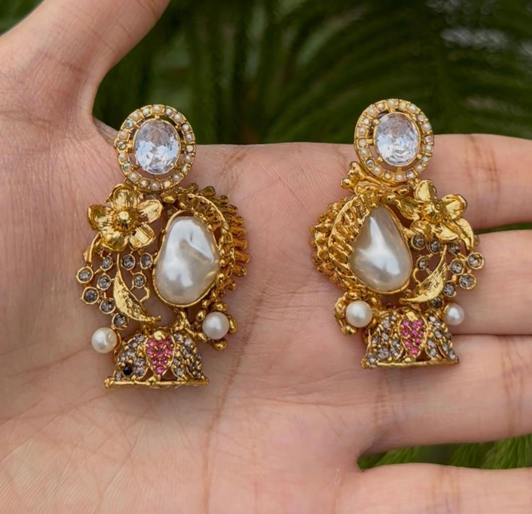 Turkish stones with Mother Pearl Ear studs