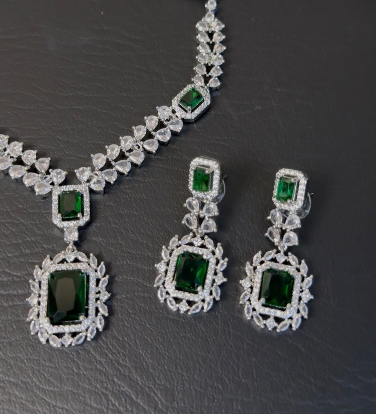 American Ad Diamond Zircon Double line Necklace Set