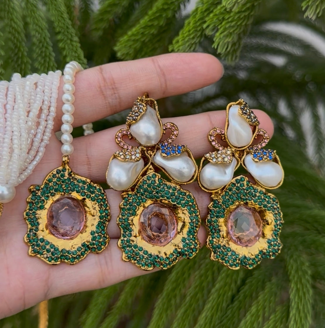 Turkish stones with Mother pearl CHOKAR Set