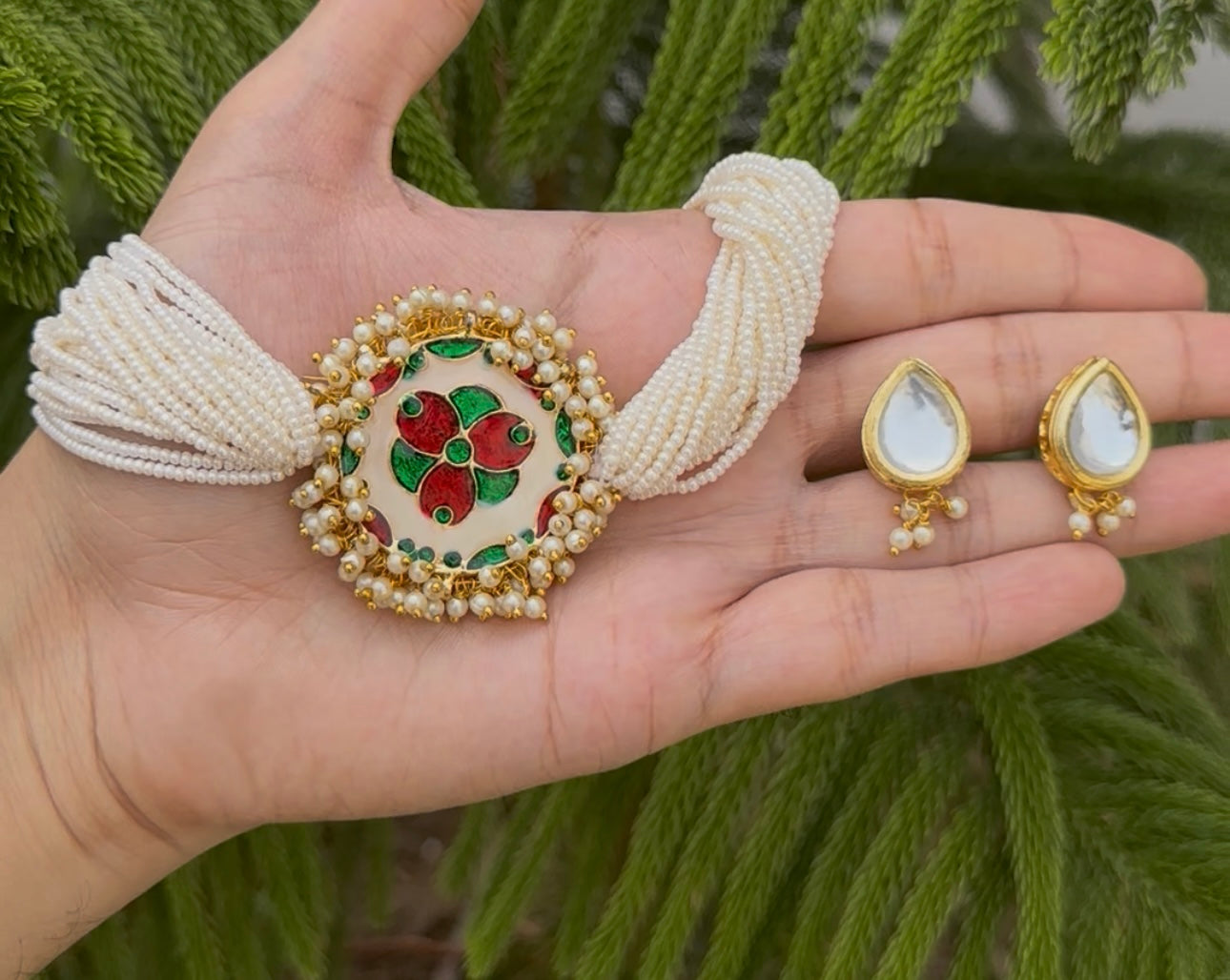 Indian KUNDAN CHOKAR with MEENAKARI Work