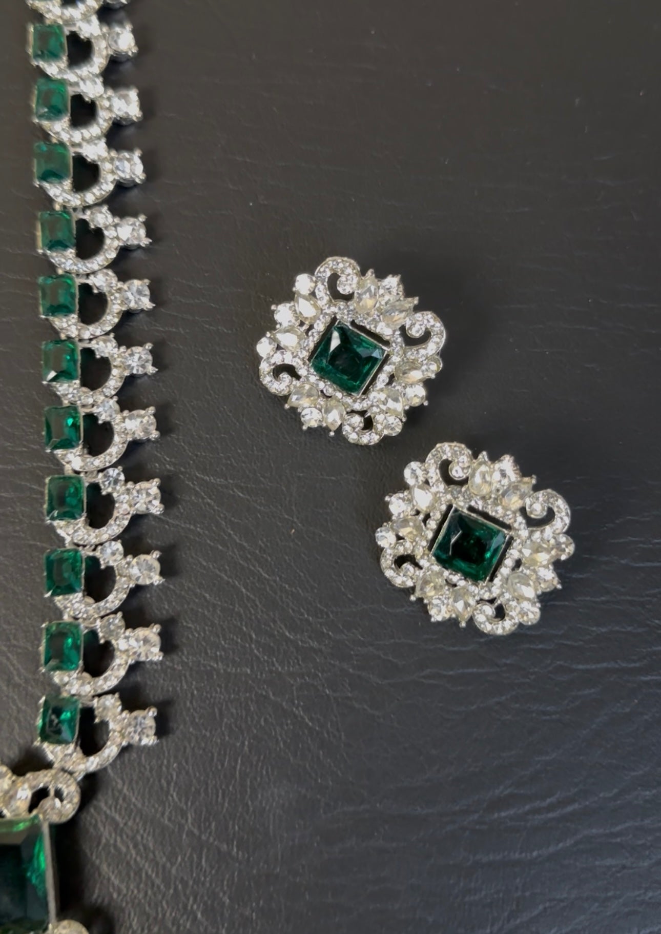 AD Zircon Emerald stone MAALA set