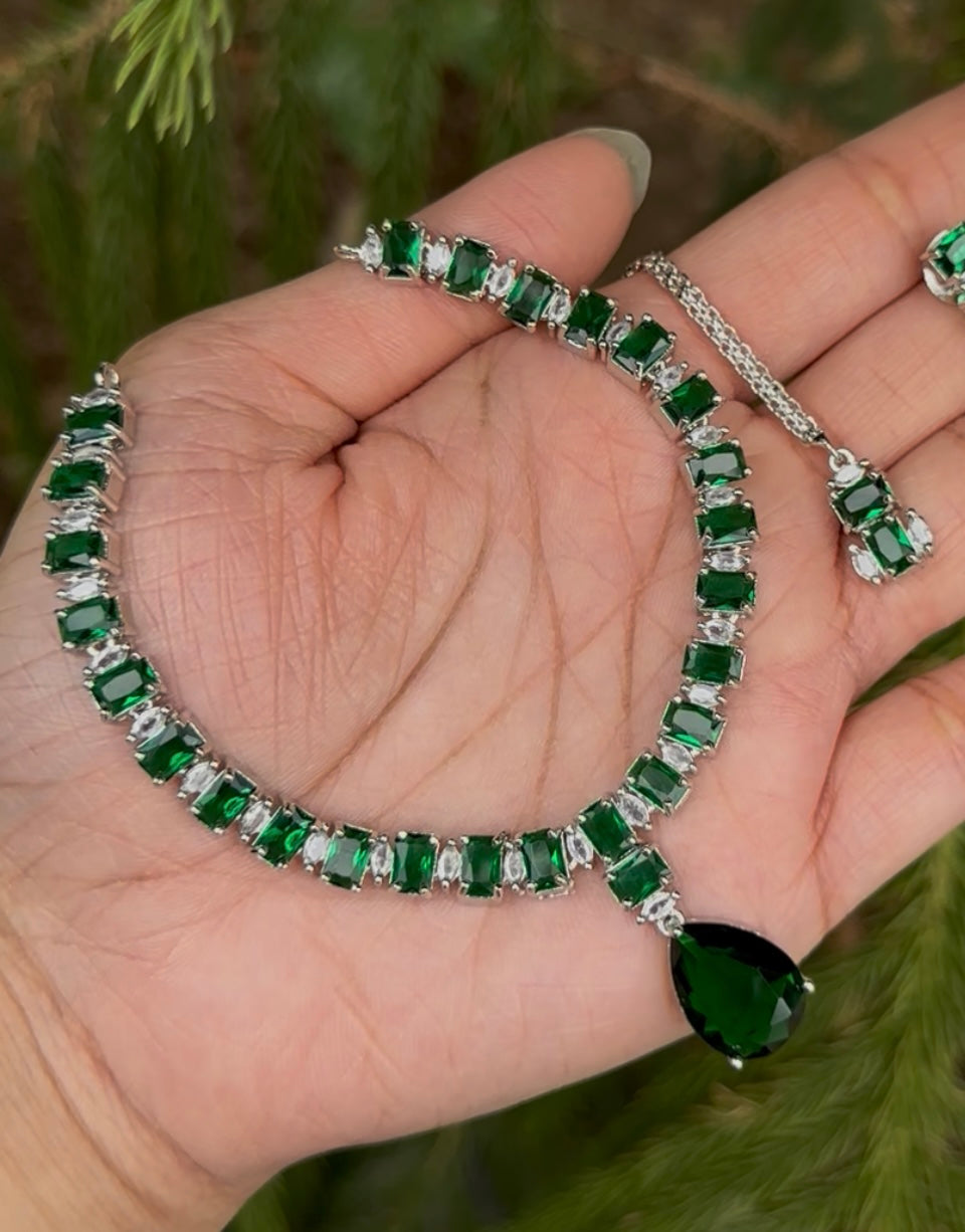 Indian Ad Emerald Zircon Set