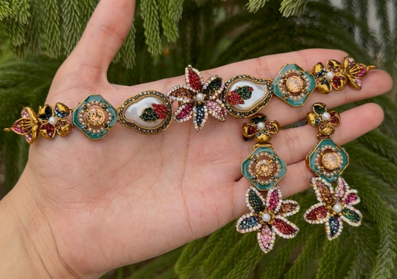 Turkish Stone Mother Pearl CHOKAR Set