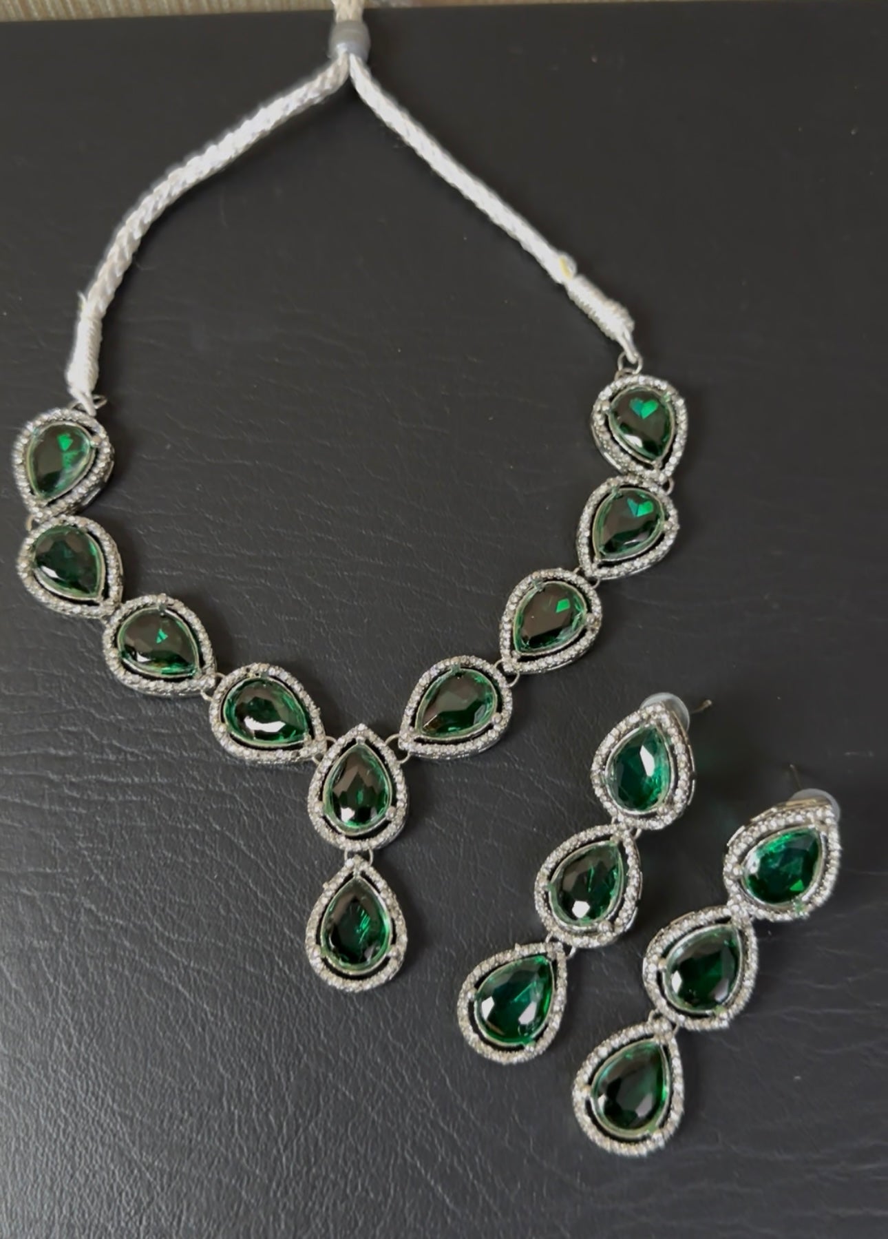 American Ad Diamond Zircon Necklace Set