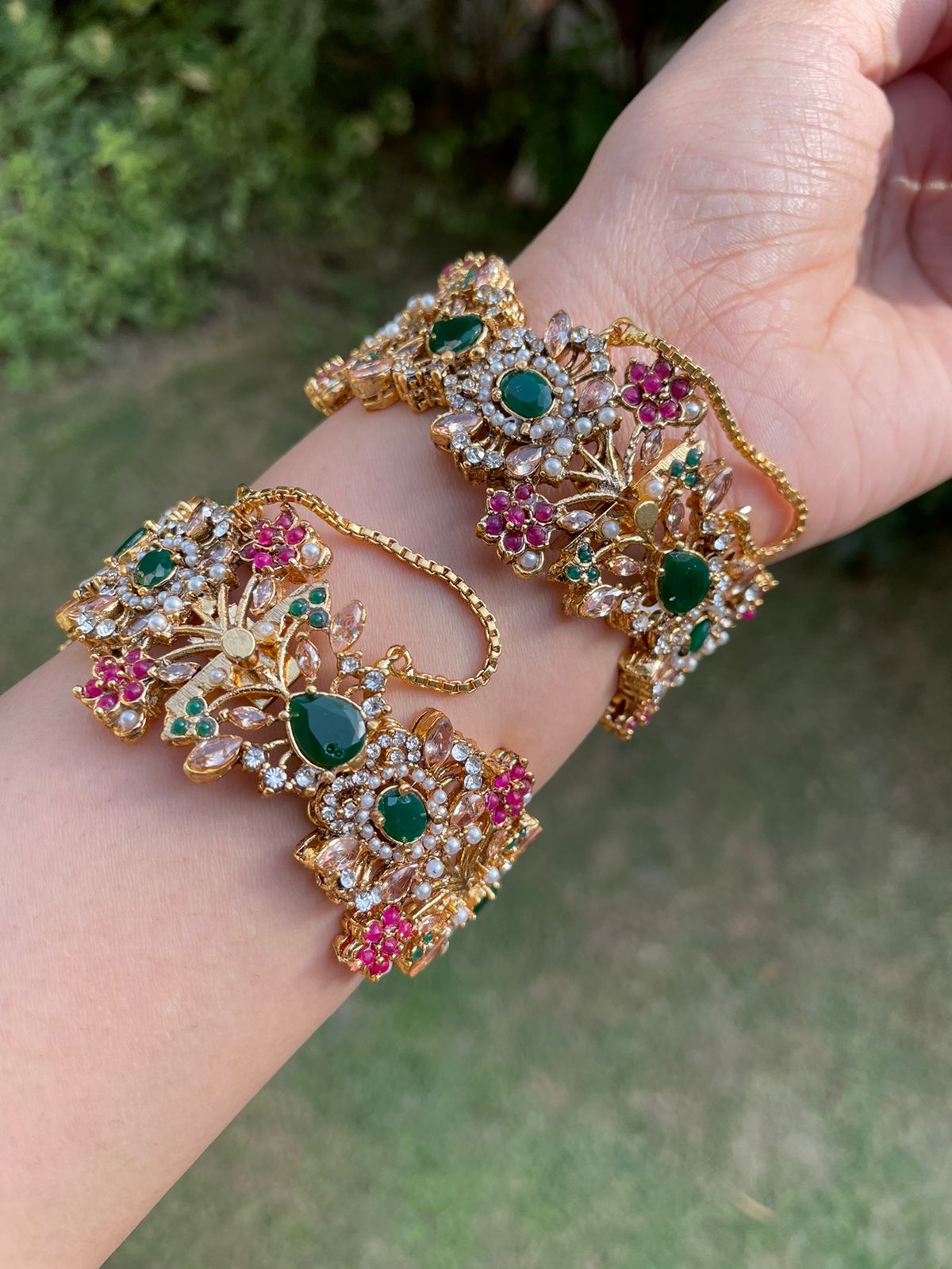 NAURATAN PAIR OF BANGLE SIZE OPENABLE