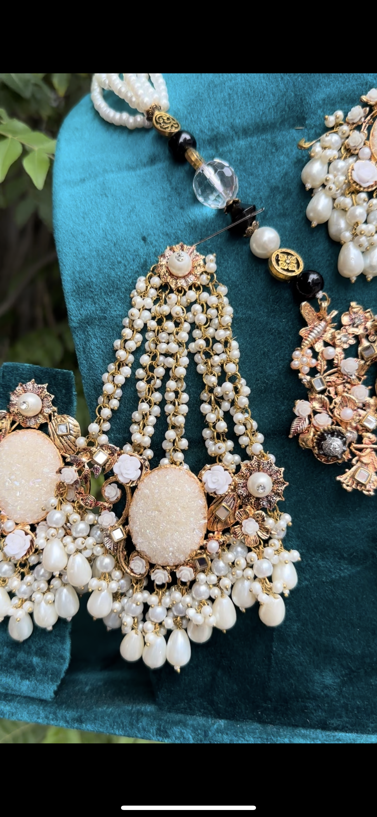 INDIAN DESIGNER CRUSH STONE COMPLETE BRIDAL SET