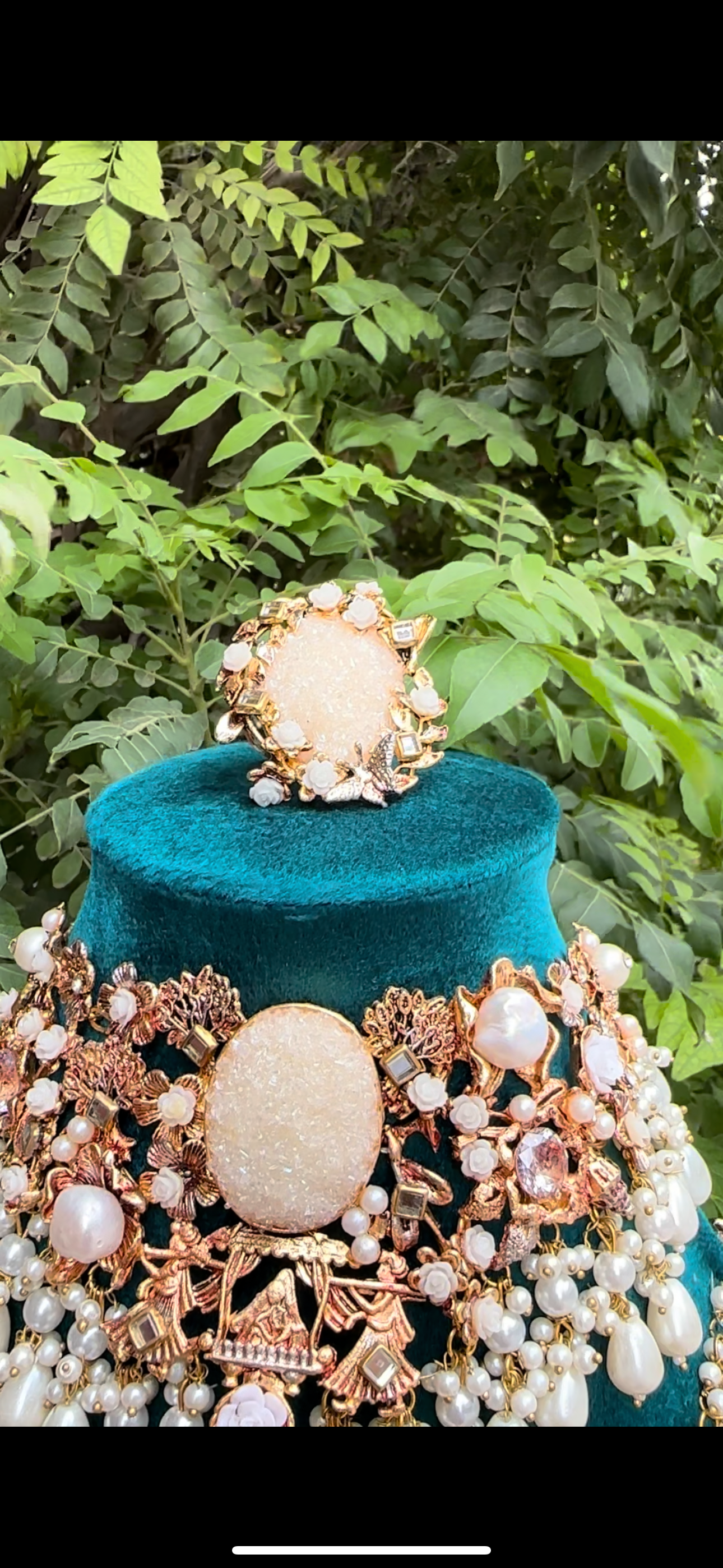 INDIAN DESIGNER CRUSH STONE COMPLETE BRIDAL SET