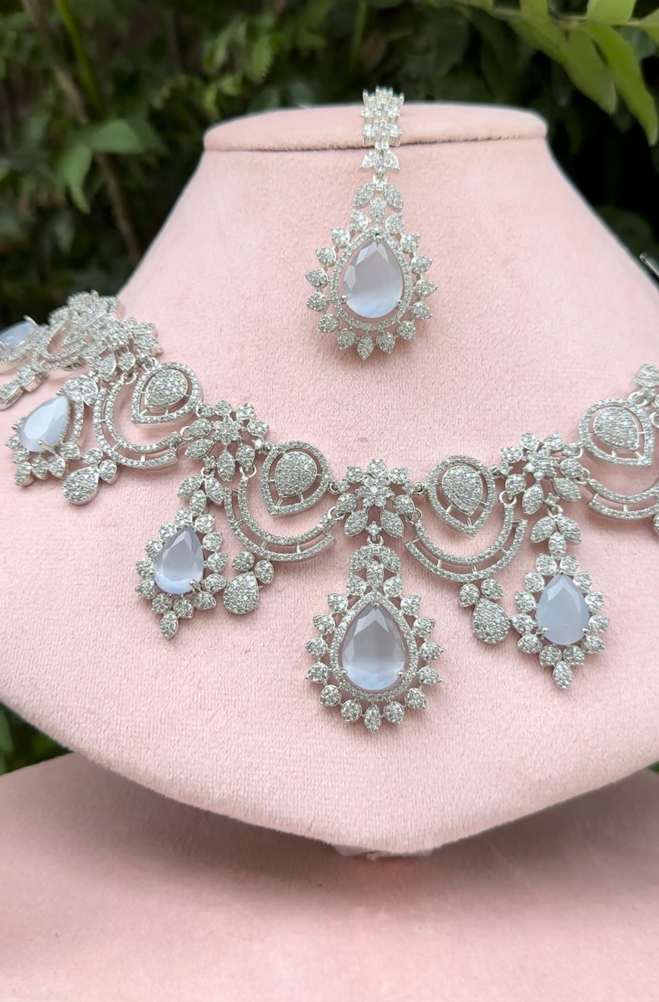 INDIAN AMERICAN DIAMOND NECKLACE SET π