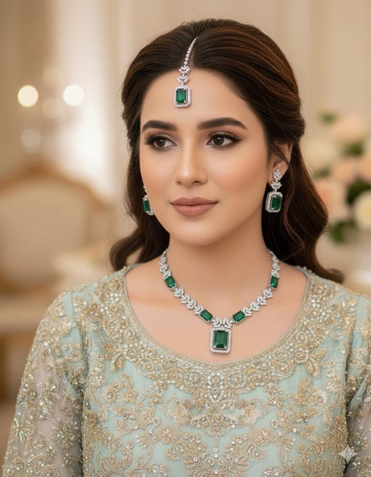 American Ad Diamond Zircon Necklace Set