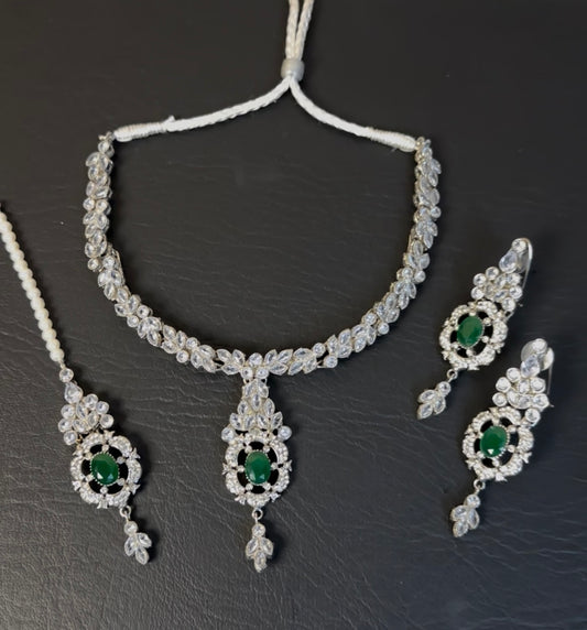 Zircon Necklace With Tika Earrings