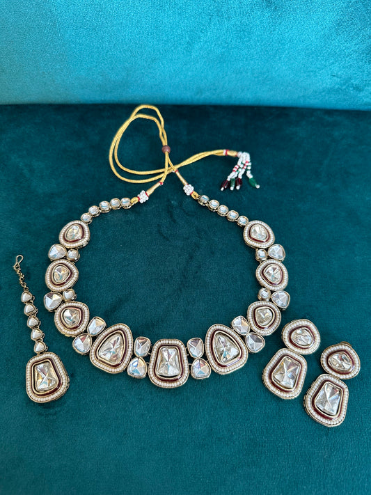 Indian KUNDAN Set With Detailed Meenakari Work ✨