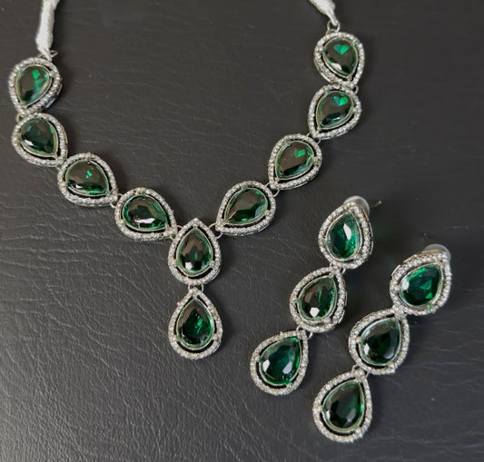 American Ad Diamond Zircon Necklace Set