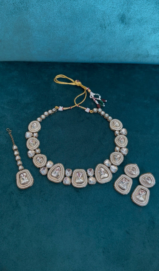 Indian KUNDAN Set With Detailed Meenakari Work ✨