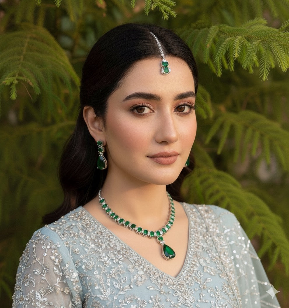 Indian Ad Emerald Zircon Set
