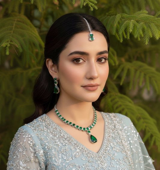 Indian Ad Emerald Zircon Set