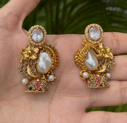 Turkish stones with Mother Pearl Ear studs