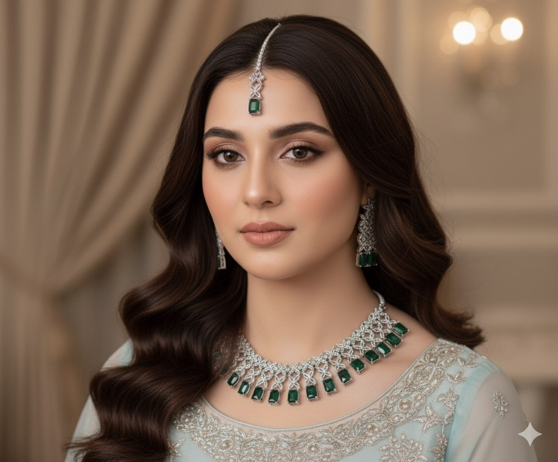 INDIAN AMERICAN AD DIAMOND NECKLACE WITH TIKA AND EARRINGS ✨