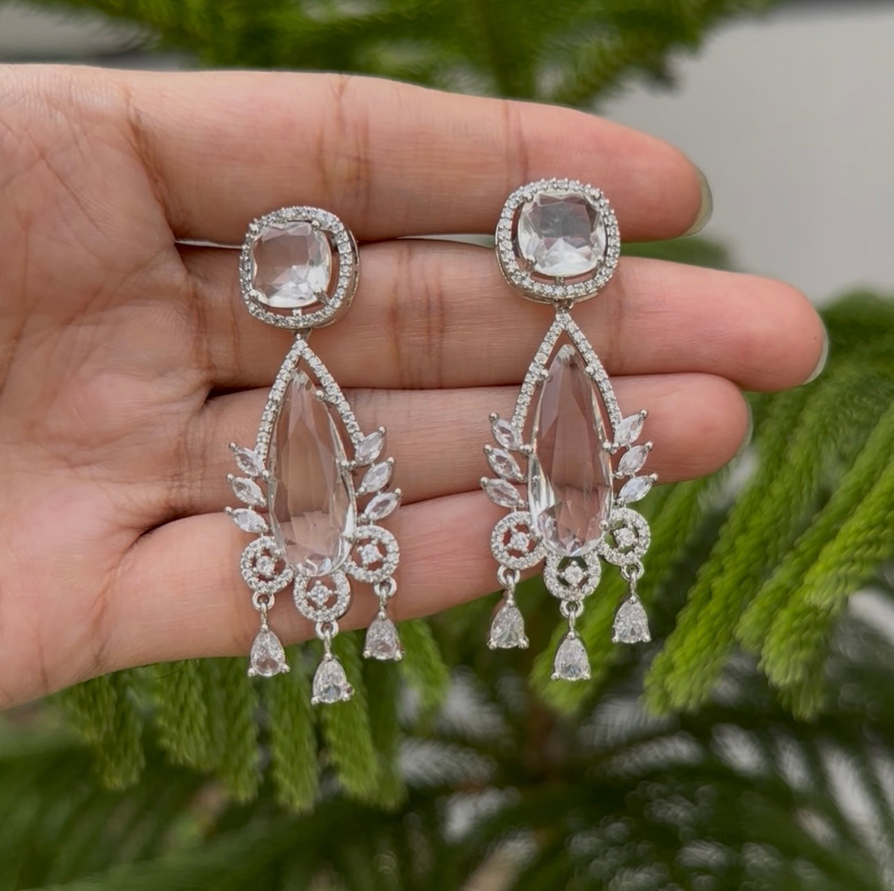 Ad Zircon Emerald Earrings