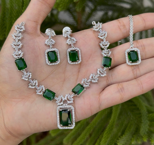 American Ad Diamond Zircon Necklace Set