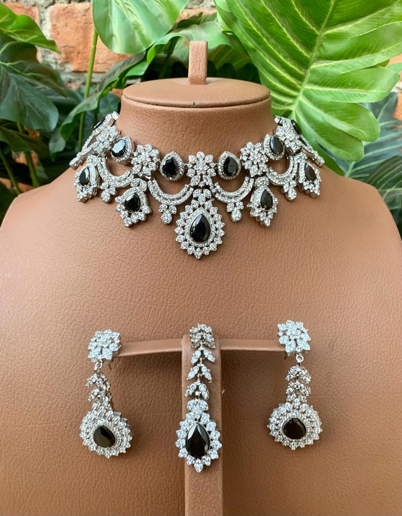 AMERICAN AD DIAMOND ZIRCON NECKLACE SET