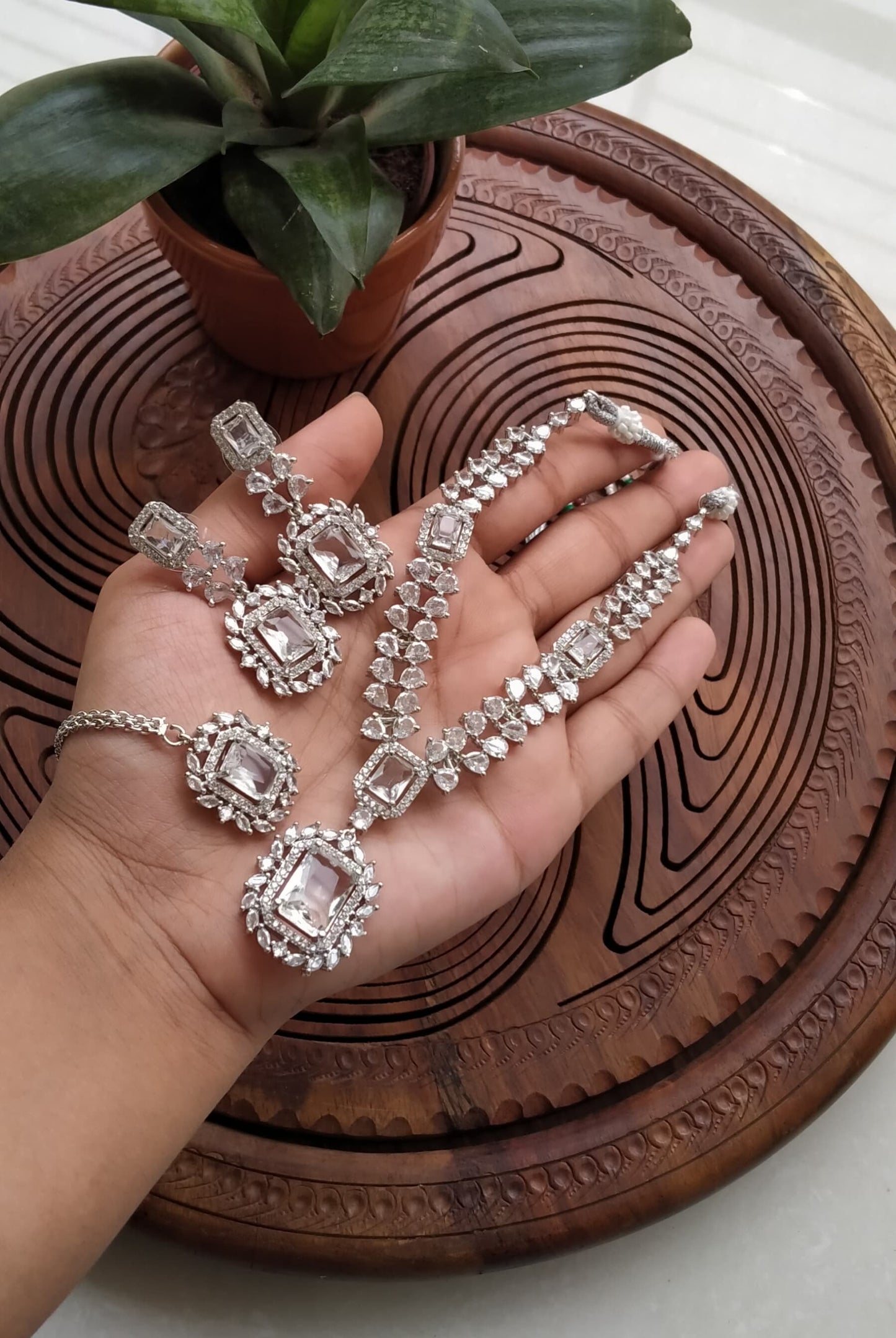 Indian American Ad Diamond Jadao Zircon Necklace with Earrings and maang Tika ✨