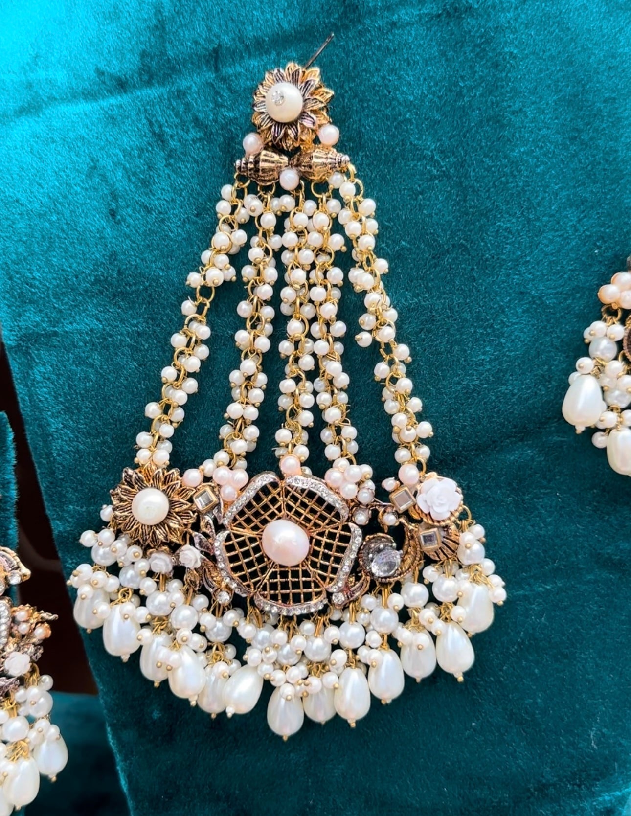 INDIAN HANDMADE BRIDAL SET