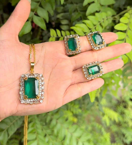 AD ZIRCON COMBO SET IN EMERALD GREEN