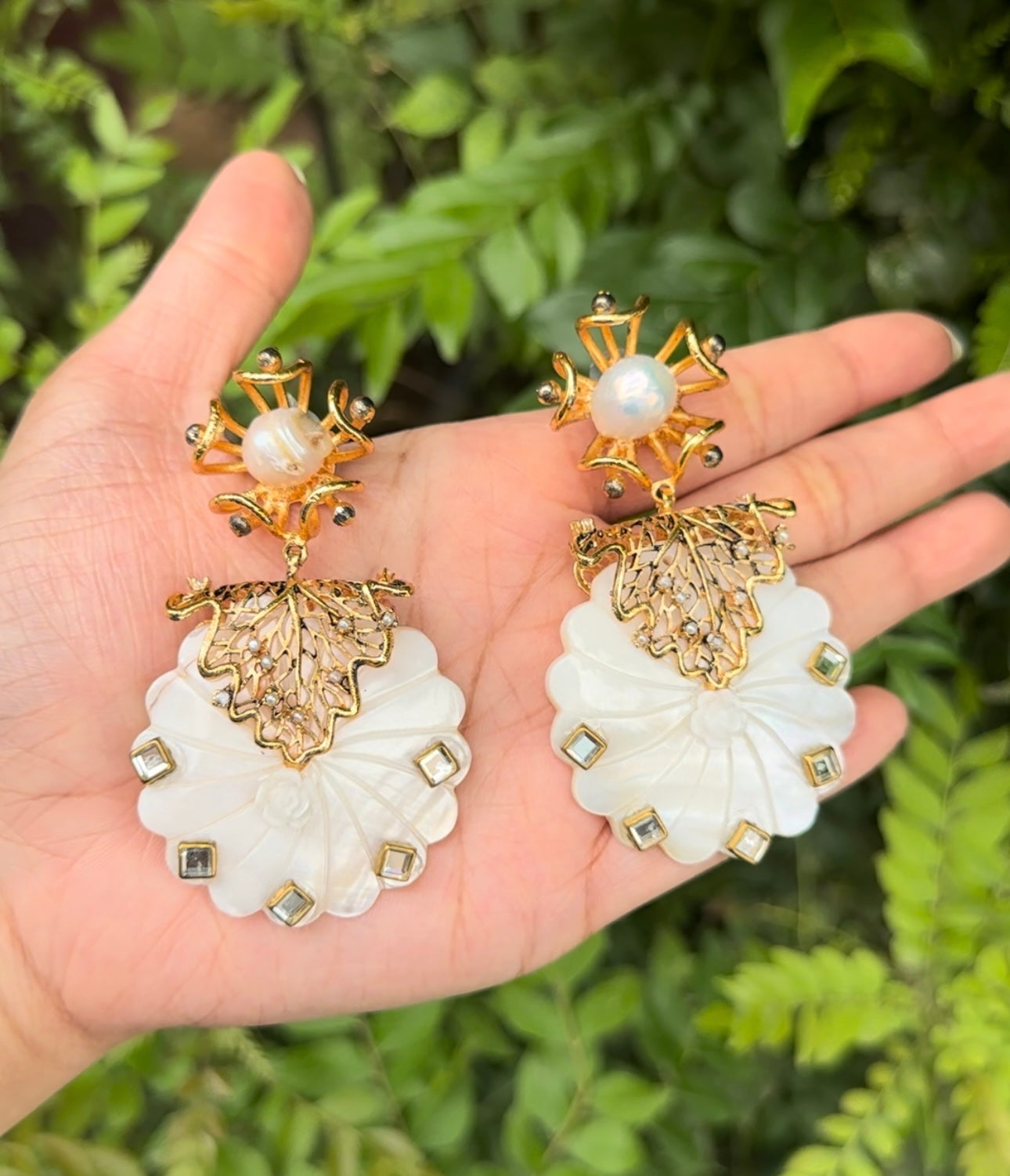 HANDMADE TRENDY PAIR OF EARRINGS