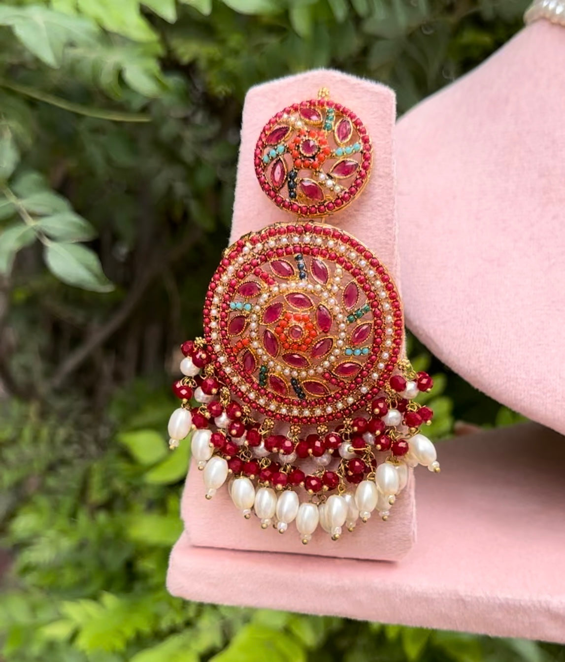 HANDMADE CHOKAR WITH TIKA AND EARRINGS