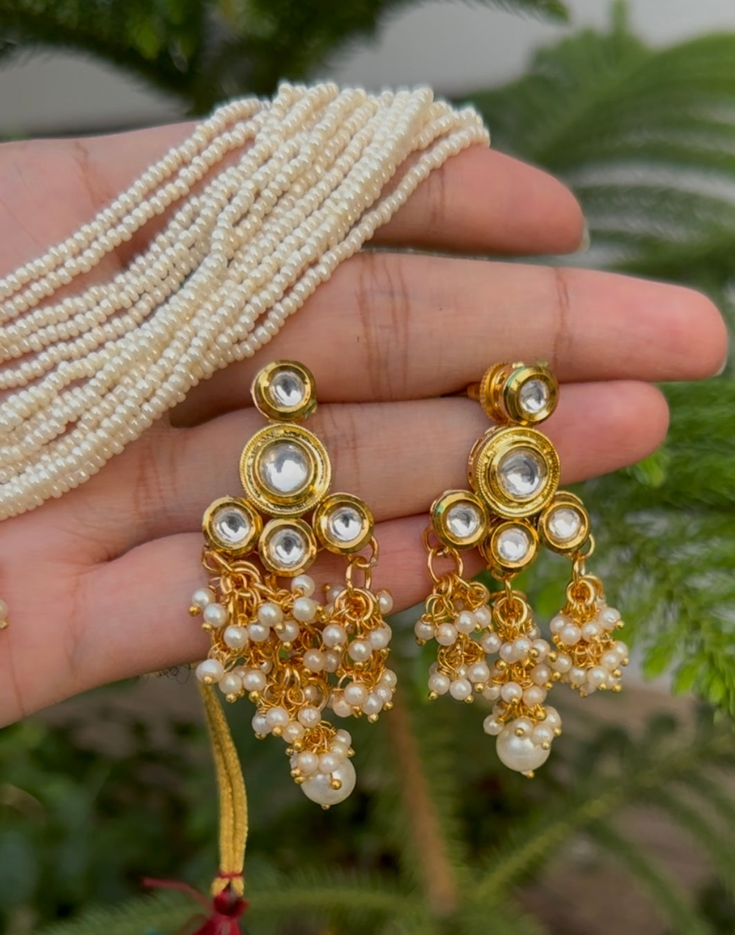 INDIAN KUNDAN CHOKAR SET BACK WORK DONE WITH MEENAKARI