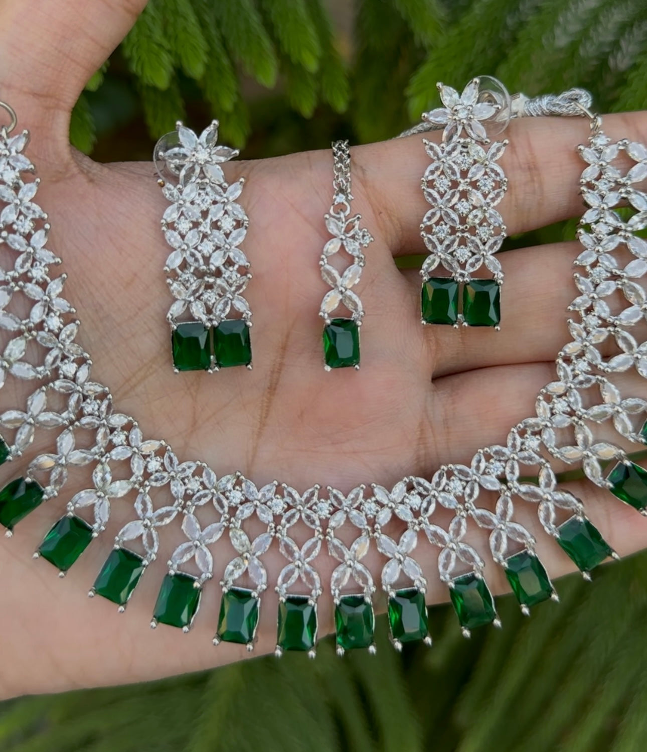 INDIAN AD DIAMOND NECKLACE SET